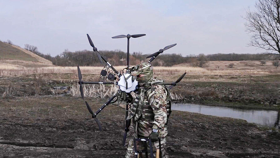 В Минобороны РФ заявили об охоте дронов ВСУ Баба-Яга за российскими орудиями Мста-С